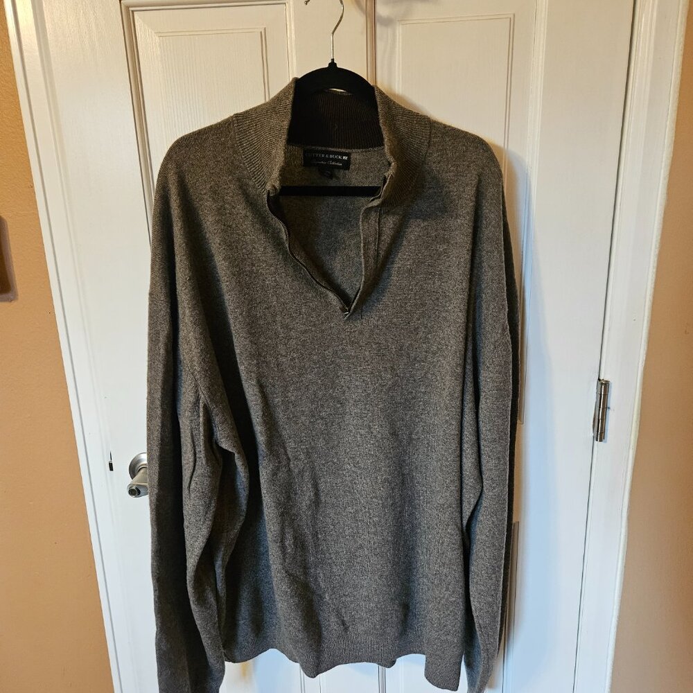 Men's Sweater - Picture 5 of 5
